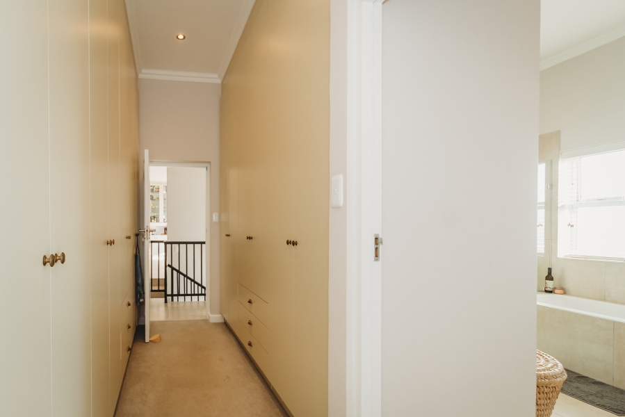 4 Bedroom Property for Sale in Kingswood Golf Estate Western Cape